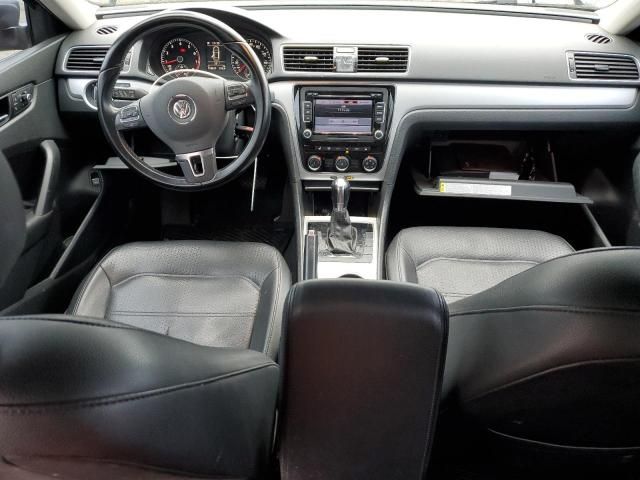 2013 Volkswagen Passat SE