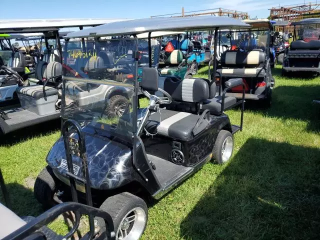 2004 Golf Cart