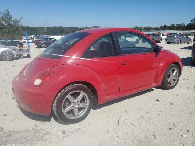 2010 Volkswagen New Beetle