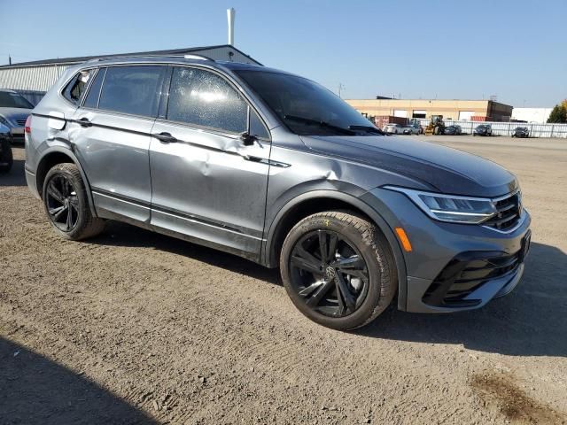 2024 Volkswagen Tiguan SE R-LINE Black