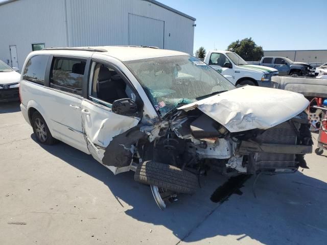 2012 Chrysler Town & Country Touring