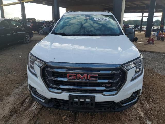 2022 GMC Terrain AT4