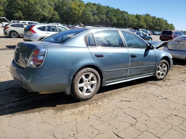 2002 Nissan Altima Base