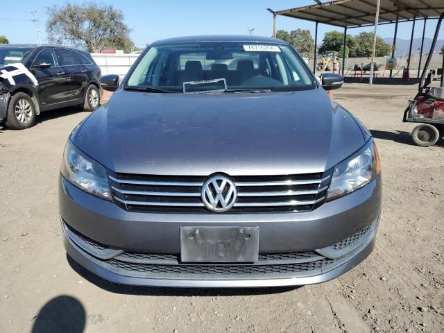 2014 Volkswagen Passat S