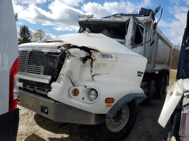 2004 Freightliner Medium Conventional FL112