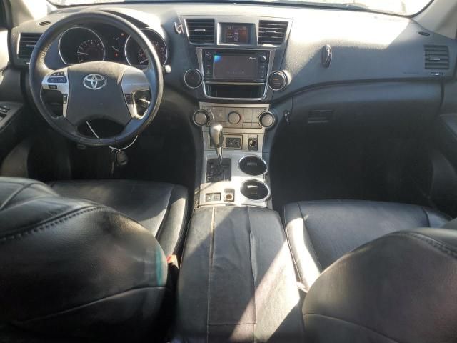 2013 Toyota Highlander Base