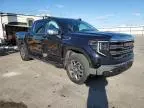 2023 GMC Sierra K1500 SLT