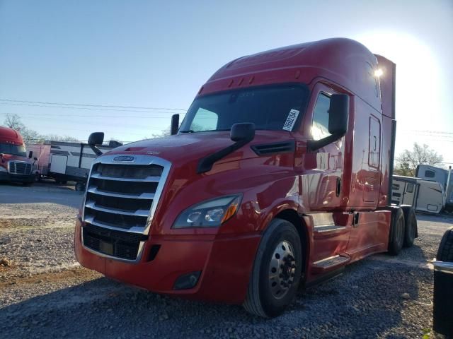 2019 Freightliner Cascadia 126