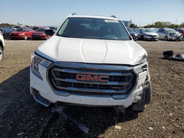 2022 GMC Terrain AT4