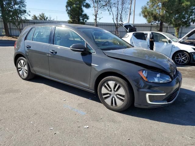 2016 Volkswagen E-GOLF SE