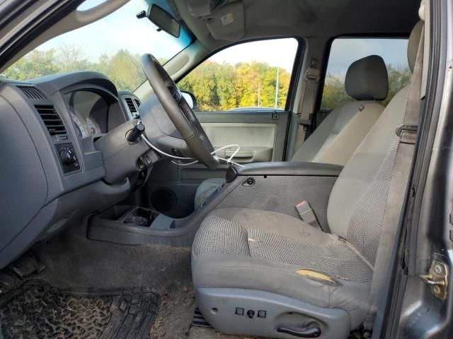 2007 Dodge Dakota Quad SLT