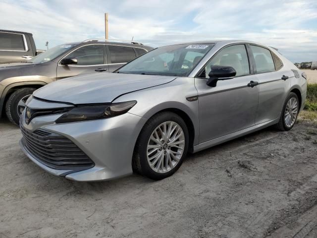 2018 Toyota Camry XSE