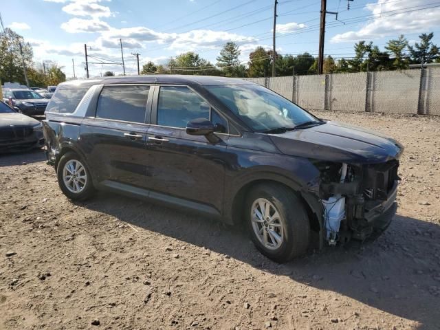 2022 KIA Carnival LX