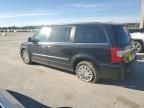 2015 Chrysler Town & Country Limited Platinum