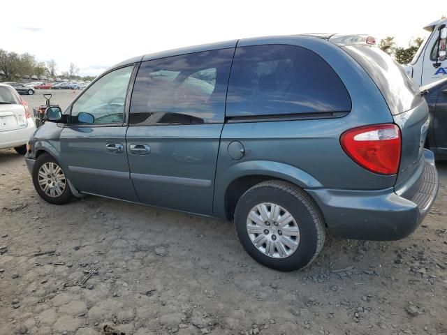 2007 Chrysler Town & Country LX