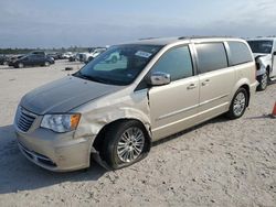 Chrysler Town & Country Touring l Vehiculos salvage en venta: 2013 Chrysler Town & Country Touring L