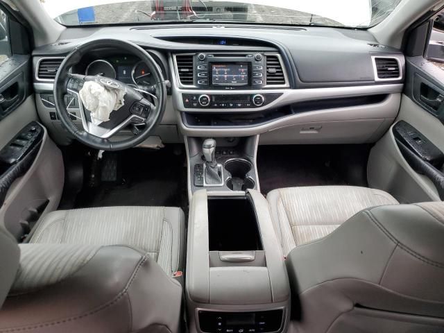 2015 Toyota Highlander LE