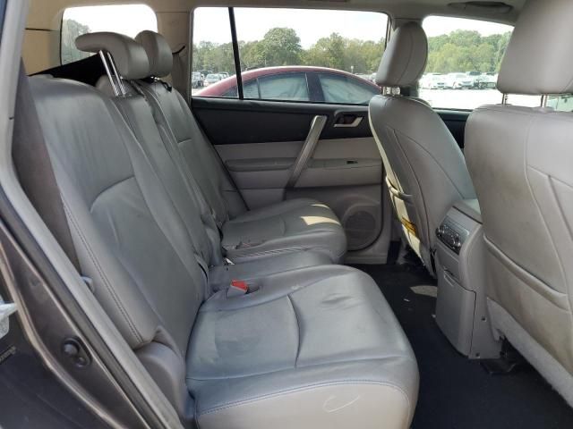 2013 Toyota Highlander Base