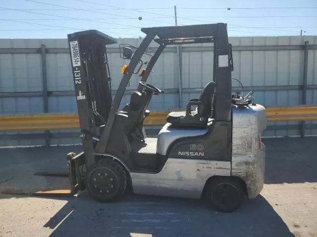 2008 Nissan Forklift