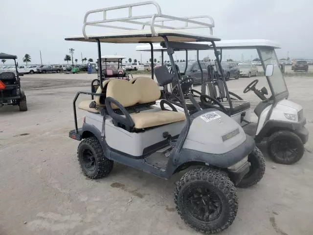 2011 Golf Cart