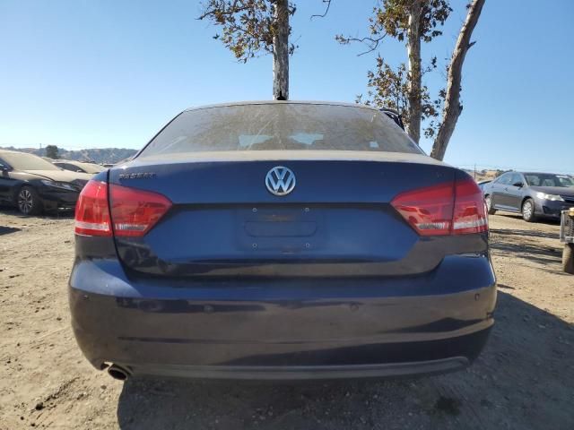 2013 Volkswagen Passat SE