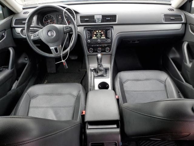 2014 Volkswagen Passat SE