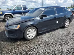 Carros dañados por inundaciones a la venta en subasta: 2013 Volkswagen Jetta SE