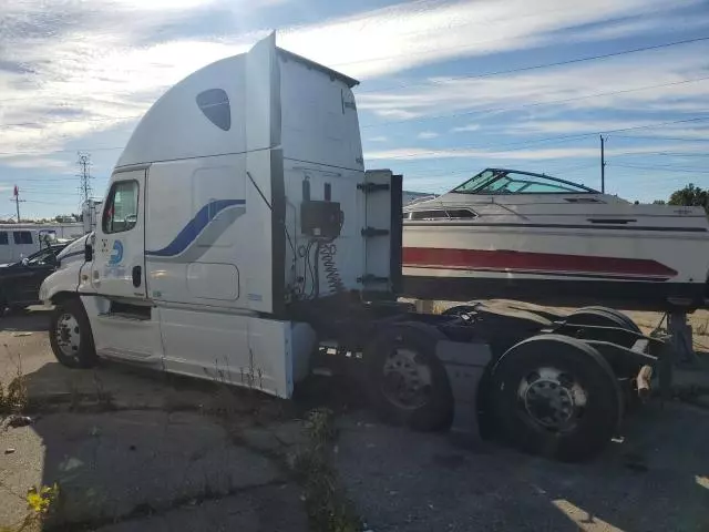 2016 Freightliner Cascadia 125