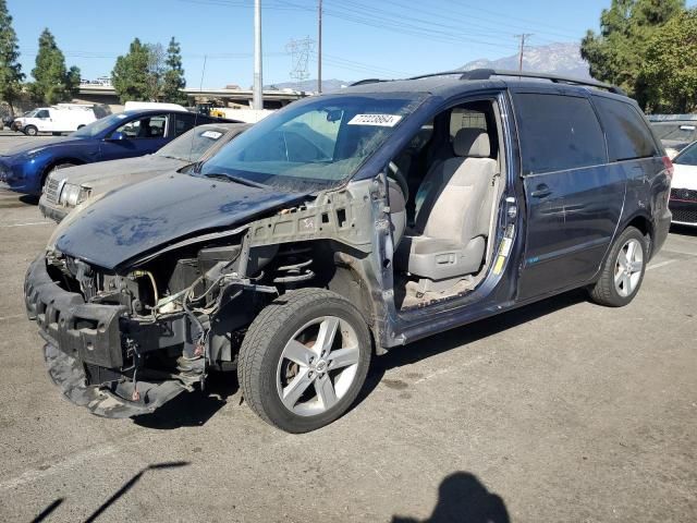 2006 Toyota Sienna CE