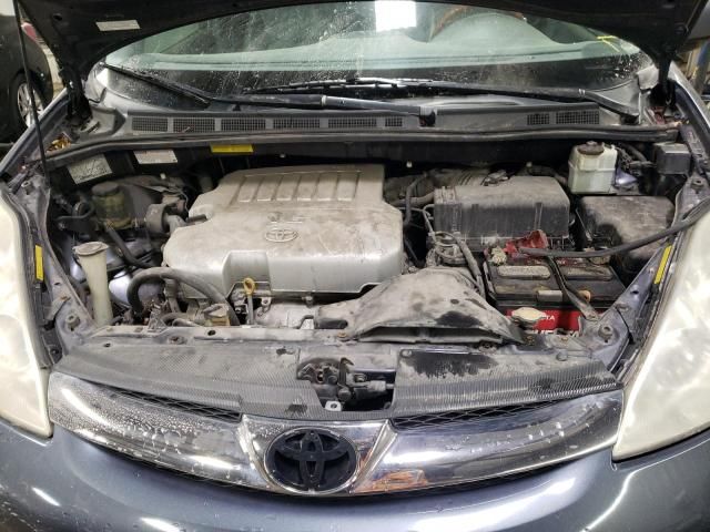 2009 Toyota Sienna XLE