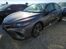 Carros salvage para piezas a la venta en subasta: 2018 Toyota Camry L