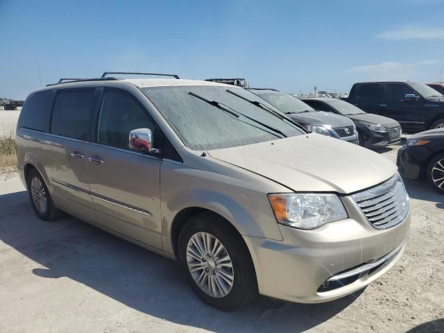 2015 Chrysler Town & Country Touring L