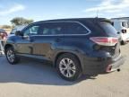 2016 Toyota Highlander LE