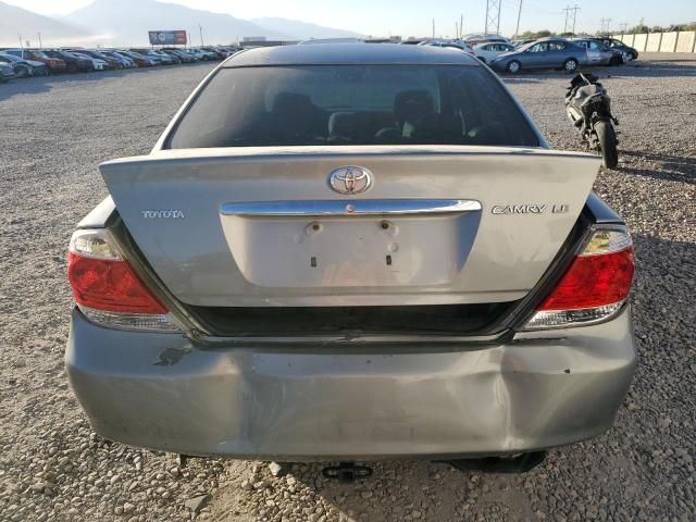 2005 Toyota Camry LE