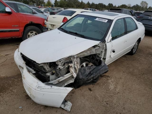 1999 Toyota Camry LE