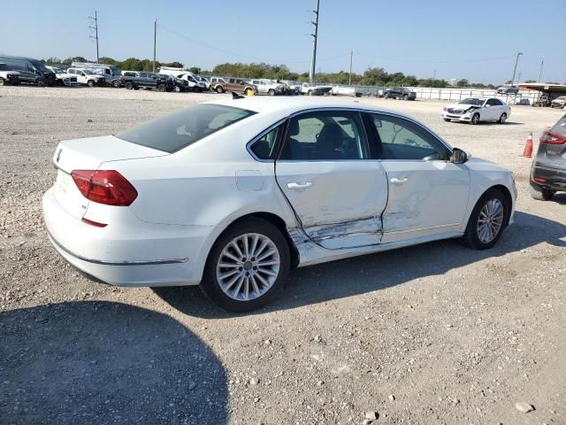 2016 Volkswagen Passat SE