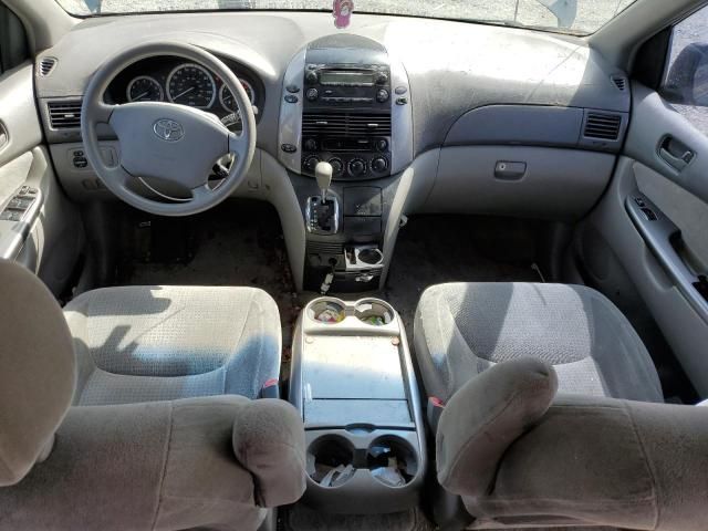 2006 Toyota Sienna CE