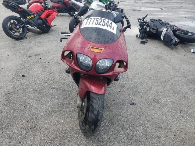 2000 Kawasaki ZX750 P