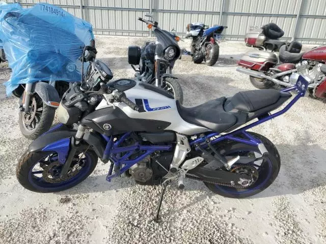 2016 Yamaha FZ07