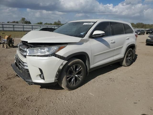 2019 Toyota Highlander LE