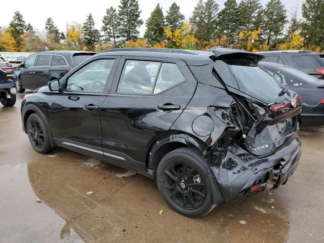 2021 Nissan Kicks SR