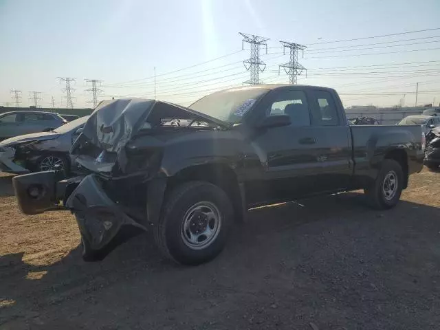 2008 Mitsubishi Raider LS