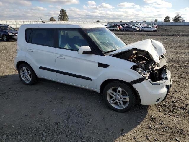 2011 KIA Soul +