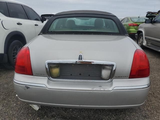 2006 Lincoln Town Car Signature