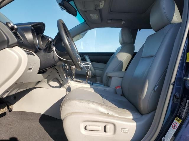 2011 Toyota Highlander Base