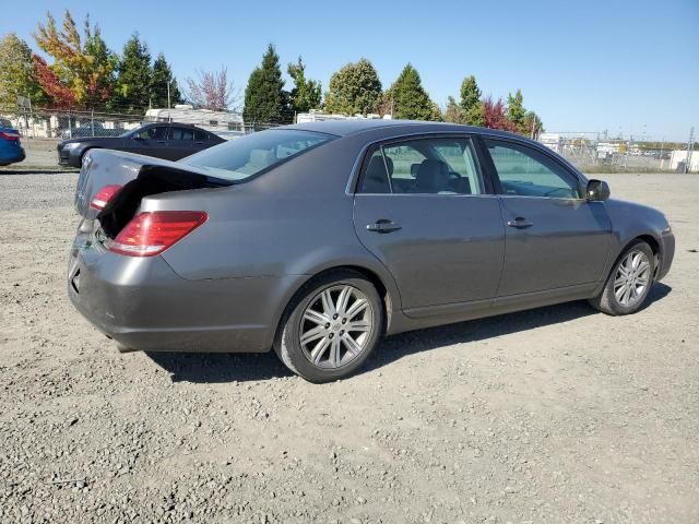 2005 Toyota Avalon XL