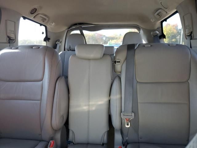 2016 Toyota Sienna XLE