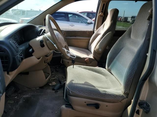 2000 Dodge Caravan SE