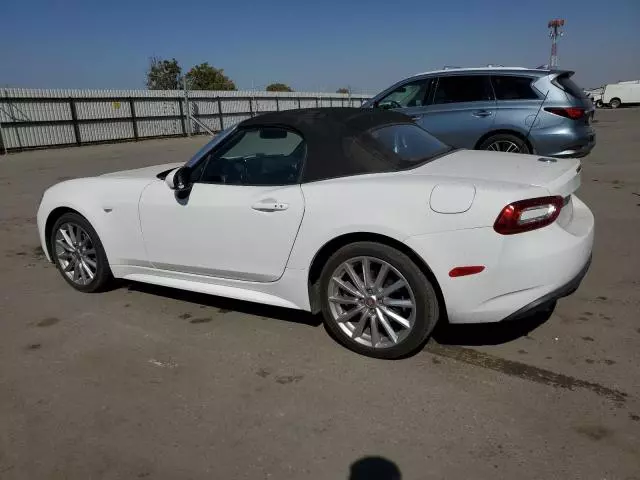 2017 Fiat 124 Spider Classica