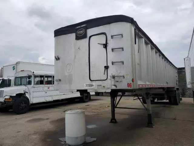 2010 MAC Dump Trailer